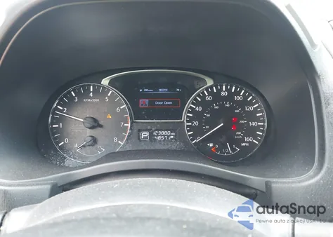 2014 Nissan Pathfinder Platinum/S/Sl/Sv z USA, uszkodzony, nr VIN 5N1AR2MM4EC614067